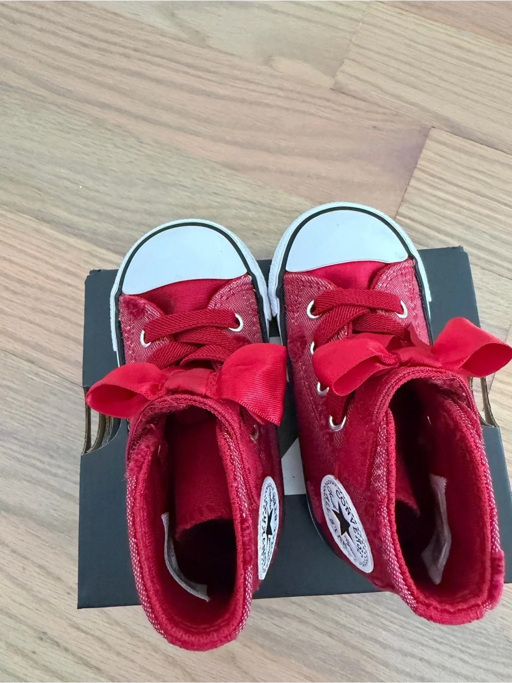 Toddler Girl Converse Size 5